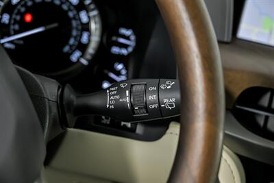 2021 Lexus LX 570 Three-Row   - Photo 32 - Joliet, IL 60435