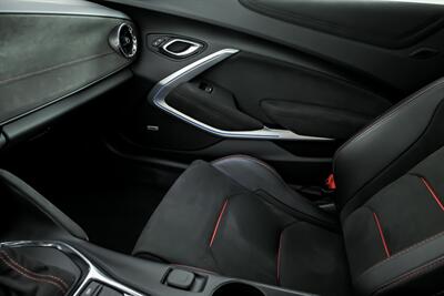 2018 Chevrolet Camaro ZL1   - Photo 38 - Joliet, IL 60435
