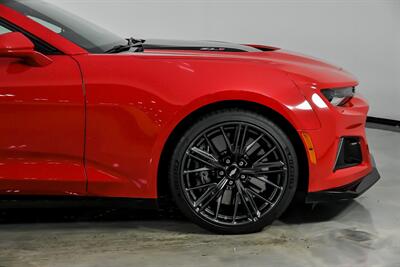 2018 Chevrolet Camaro ZL1   - Photo 15 - Joliet, IL 60435