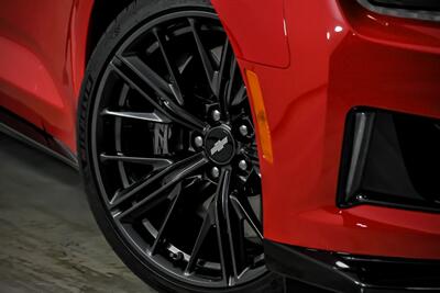 2018 Chevrolet Camaro ZL1   - Photo 4 - Joliet, IL 60435
