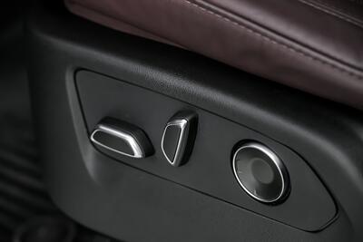 2026 Cadillac Escalade Sport-FULL SATIN PFF-VOSSENS!   - Photo 28 - Joliet, IL 60435