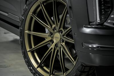 2026 Cadillac Escalade Sport-FULL SATIN PFF-VOSSENS!   - Photo 4 - Joliet, IL 60435