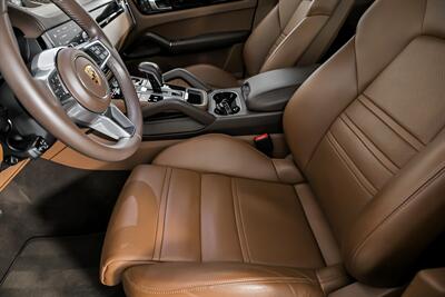 2023 Porsche Cayenne   - Photo 21 - Joliet, IL 60435