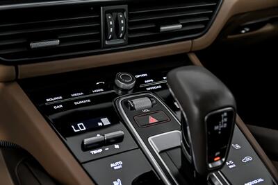 2023 Porsche Cayenne   - Photo 38 - Joliet, IL 60435