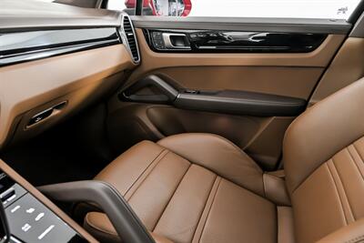2023 Porsche Cayenne   - Photo 40 - Joliet, IL 60435