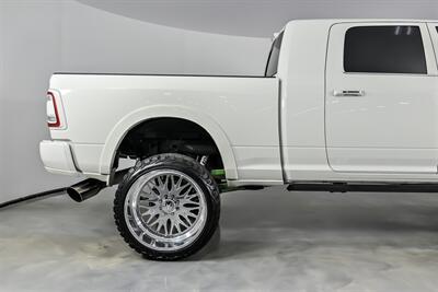 2020 RAM 2500 Laramie Longhorn-OVER $75K MODS-SHOW TRUCK! - Photo 13 - Joliet, IL 60435