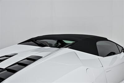 2020 Lamborghini Huracan EVO Spyder   - Photo 18 - Joliet, IL 60435