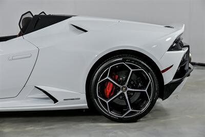 2020 Lamborghini Huracan EVO Spyder   - Photo 9 - Joliet, IL 60435