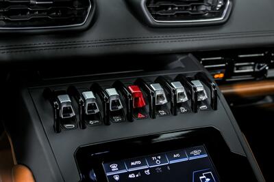 2020 Lamborghini Huracan EVO Spyder   - Photo 33 - Joliet, IL 60435