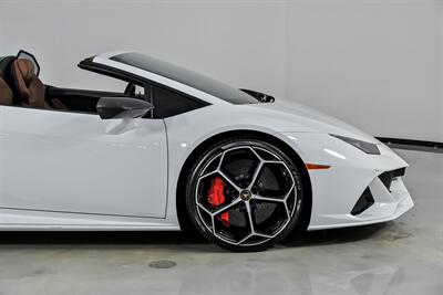 2020 Lamborghini Huracan EVO Spyder   - Photo 15 - Joliet, IL 60435