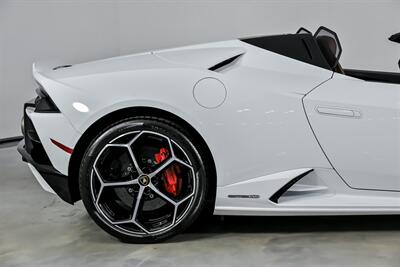 2020 Lamborghini Huracan EVO Spyder   - Photo 13 - Joliet, IL 60435