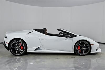 2020 Lamborghini Huracan EVO Spyder   - Photo 14 - Joliet, IL 60435