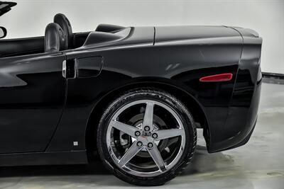 2006 Chevrolet Corvette   - Photo 9 - Joliet, IL 60435