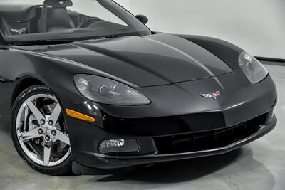 2006 Chevrolet Corvette   - Photo 3 - Joliet, IL 60435