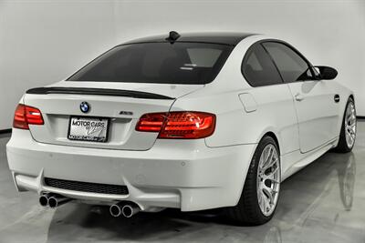 2011 BMW M3   - Photo 12 - Joliet, IL 60435