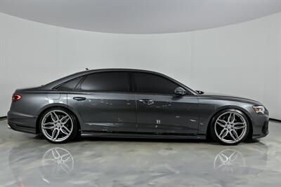 2022 Audi S8 4.0T quattro   - Photo 14 - Joliet, IL 60435