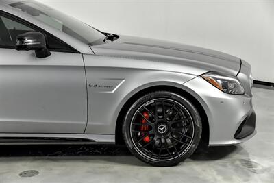 2017 Mercedes-Benz CLS AMG CLS 63 S- FACTORY MATTE   - Photo 15 - Joliet, IL 60435