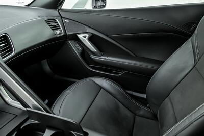 2018 Chevrolet Corvette Z06-Z07 PACKAGE-HUGE $107K MSRP   - Photo 40 - Joliet, IL 60435