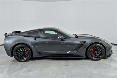 2017 Chevrolet Corvette Z06 2LZ   - Photo 14 - Joliet, IL 60435