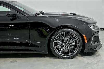 2020 Chevrolet Camaro ZL1   - Photo 15 - Joliet, IL 60435
