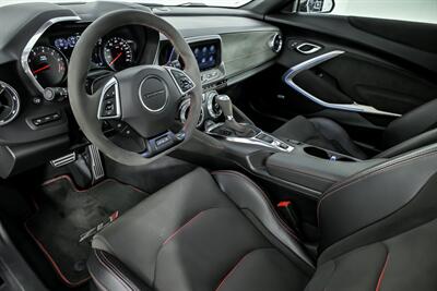 2020 Chevrolet Camaro ZL1   - Photo 21 - Joliet, IL 60435