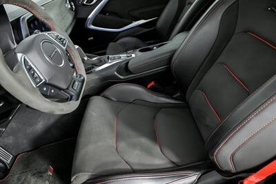 2020 Chevrolet Camaro ZL1   - Photo 22 - Joliet, IL 60435