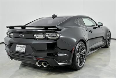 2020 Chevrolet Camaro ZL1   - Photo 12 - Joliet, IL 60435