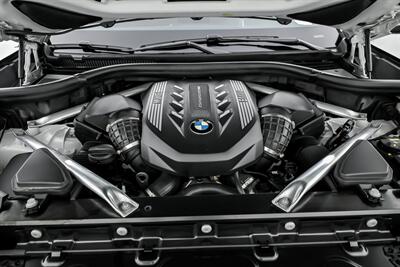 2022 BMW X6 M50i - Photo 17 - Joliet, IL 60435