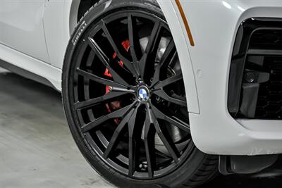 2022 BMW X6 M50i - Photo 4 - Joliet, IL 60435