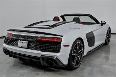 2022 Audi R8 5.2 quattro V10 performance - Photo 12 - Joliet, IL 60435