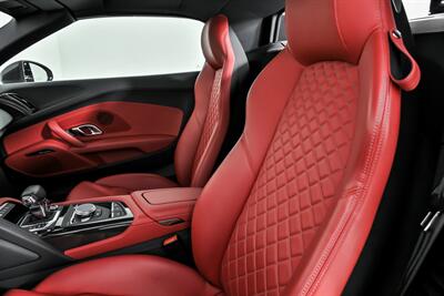 2022 Audi R8 5.2 quattro V10 performance - Photo 28 - Joliet, IL 60435
