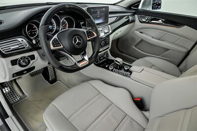 2017 Mercedes-Benz CLS AMG CLS 63 S   - Photo 21 - Joliet, IL 60435