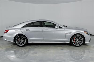 2017 Mercedes-Benz CLS AMG CLS 63 S   - Photo 14 - Joliet, IL 60435