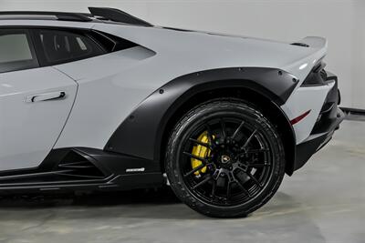 2023 Lamborghini Huracan Sterrato-MASSIVE $349K MSRP-LOADED STERRATO!   - Photo 9 - Joliet, IL 60435