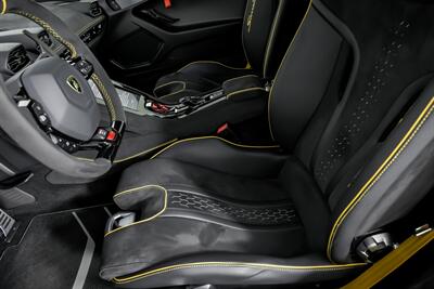 2023 Lamborghini Huracan Sterrato-MASSIVE $349K MSRP-LOADED STERRATO!   - Photo 21 - Joliet, IL 60435