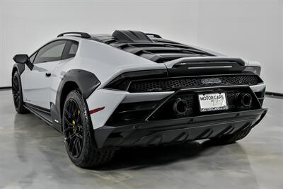 2023 Lamborghini Huracan Sterrato-MASSIVE $349K MSRP-LOADED STERRATO!   - Photo 10 - Joliet, IL 60435