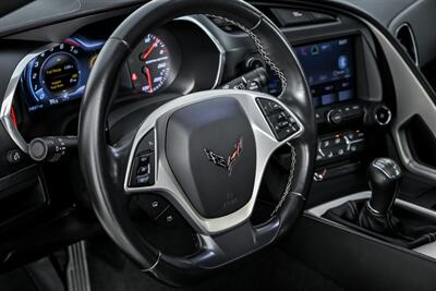 2016 Chevrolet Corvette Stingray   - Photo 23 - Joliet, IL 60435