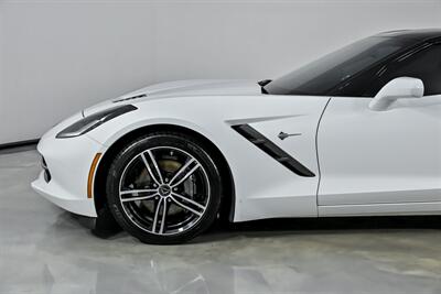 2016 Chevrolet Corvette Stingray   - Photo 7 - Joliet, IL 60435