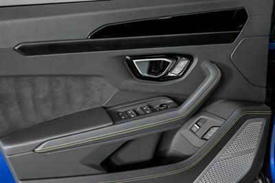 2022 Lamborghini Urus -BIG $272K MSRP-FRESH SERVICE   - Photo 18 - Joliet, IL 60435