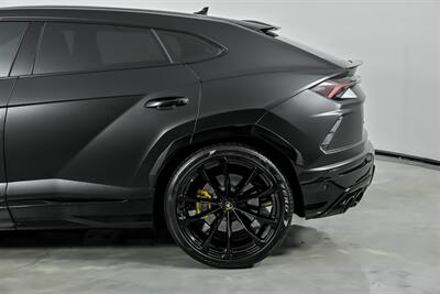2022 Lamborghini Urus -BIG $272K MSRP-FRESH SERVICE   - Photo 9 - Joliet, IL 60435