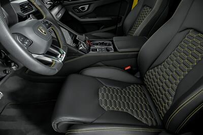2022 Lamborghini Urus -BIG $272K MSRP-FRESH SERVICE   - Photo 21 - Joliet, IL 60435