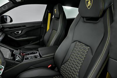 2022 Lamborghini Urus -BIG $272K MSRP-FRESH SERVICE   - Photo 22 - Joliet, IL 60435