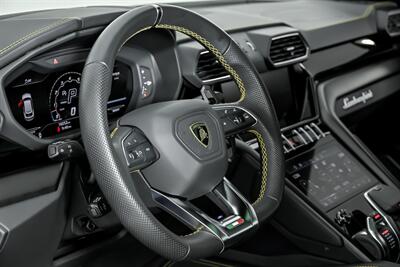 2022 Lamborghini Urus -BIG $272K MSRP-FRESH SERVICE   - Photo 25 - Joliet, IL 60435