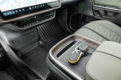 2023 Rivian R1S Adventure - Photo 33 - Joliet, IL 60435