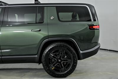 2023 Rivian R1S Adventure - Photo 9 - Joliet, IL 60435