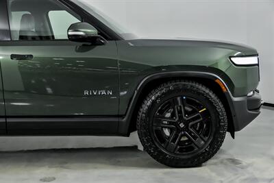 2023 Rivian R1S Adventure - Photo 15 - Joliet, IL 60435