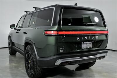 2023 Rivian R1S Adventure - Photo 10 - Joliet, IL 60435