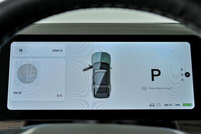 2023 Rivian R1S Adventure - Photo 26 - Joliet, IL 60435