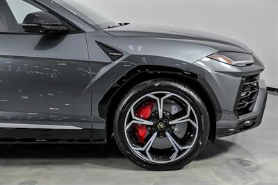 2019 Lamborghini Urus   - Photo 15 - Joliet, IL 60435