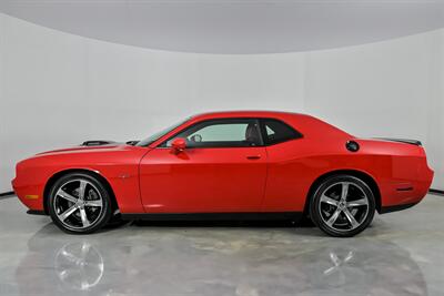 2014 Dodge Challenger R/T Shaker Package-COLLECTION QUALITY! - Photo 8 - Joliet, IL 60435